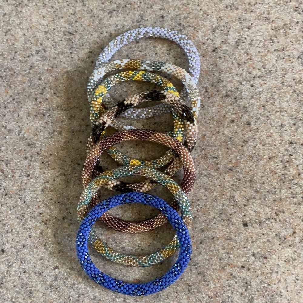 7 Lily & Laura rolling bracelets